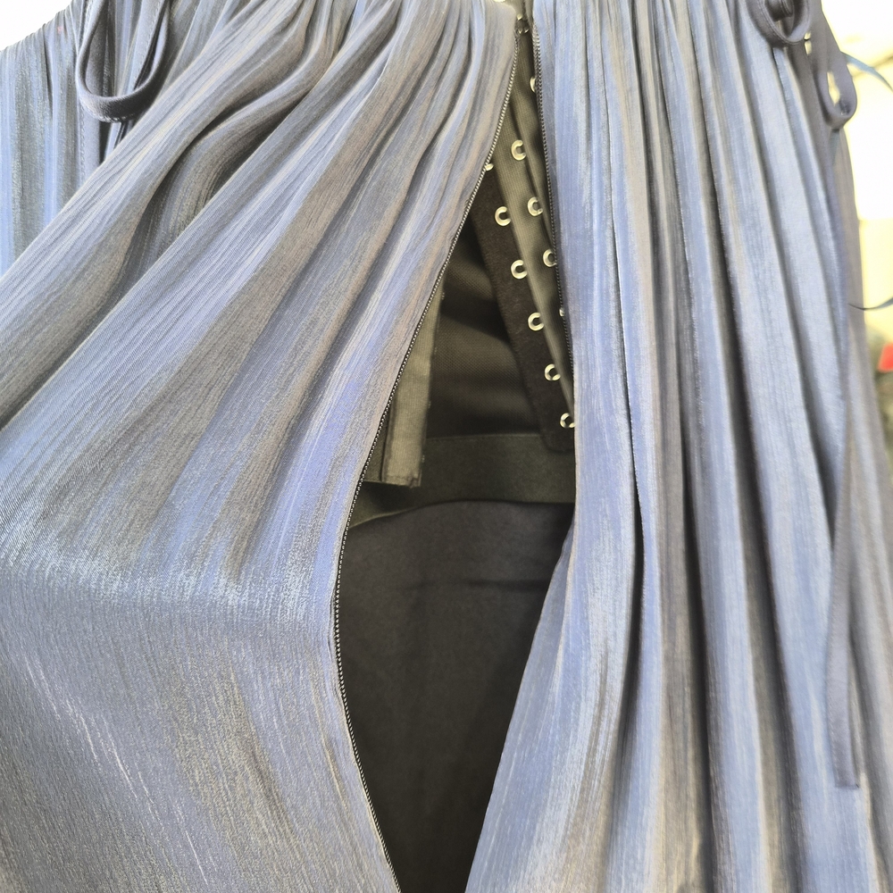 Cinq à Sept Soleil Ruffle Hi-Low Dress – Navy – Size 0 - Picture 12 of 15